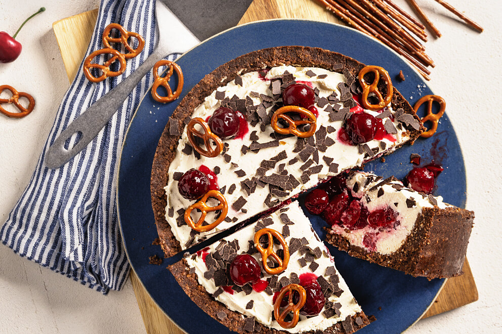 Schwarzwälder Brezel-Kirschtorte